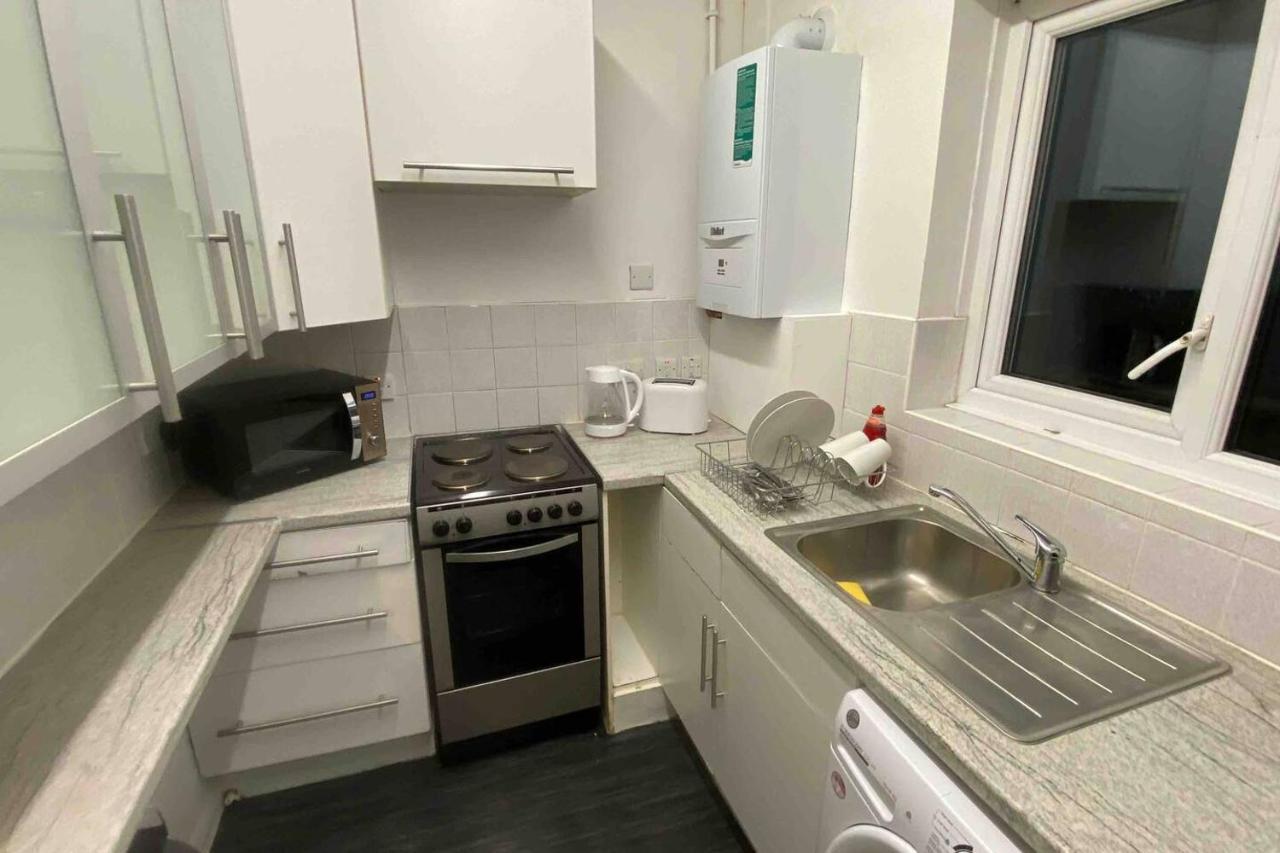 Apartamento Snug Kingsize Bedroom Flat In